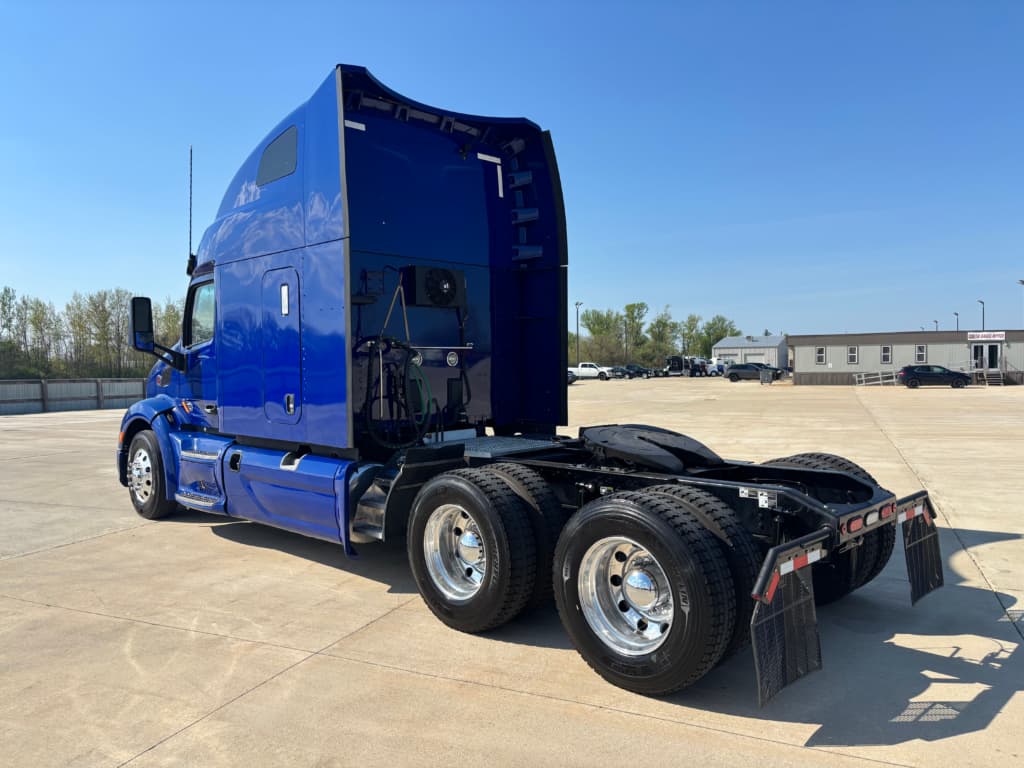 2022 Peterbilt